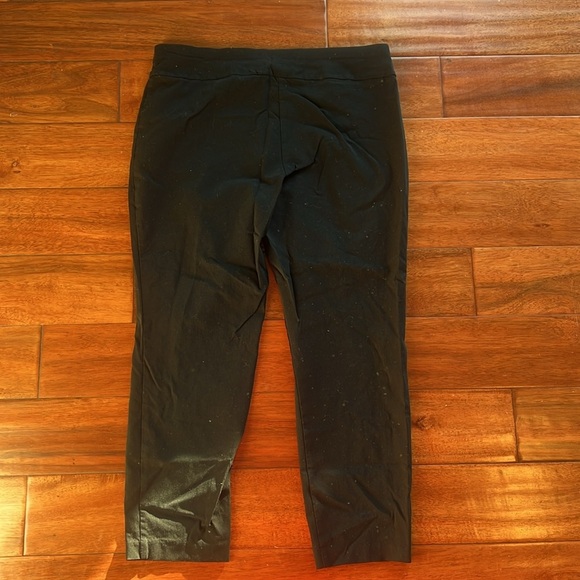 Alfani Black Ponte Classic Fit Pull on Capris Wide Waistband Size 16 Short - Picture 5 of 7